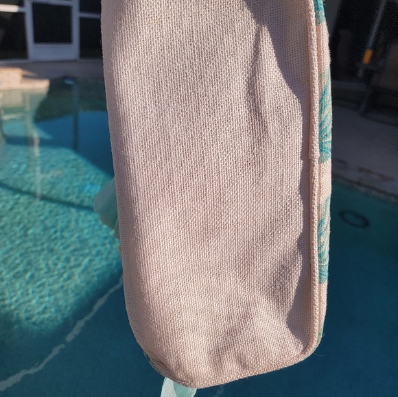 Mud Pie NWT large Canvas Tote With Removable Sarong - Picture 5 of 5